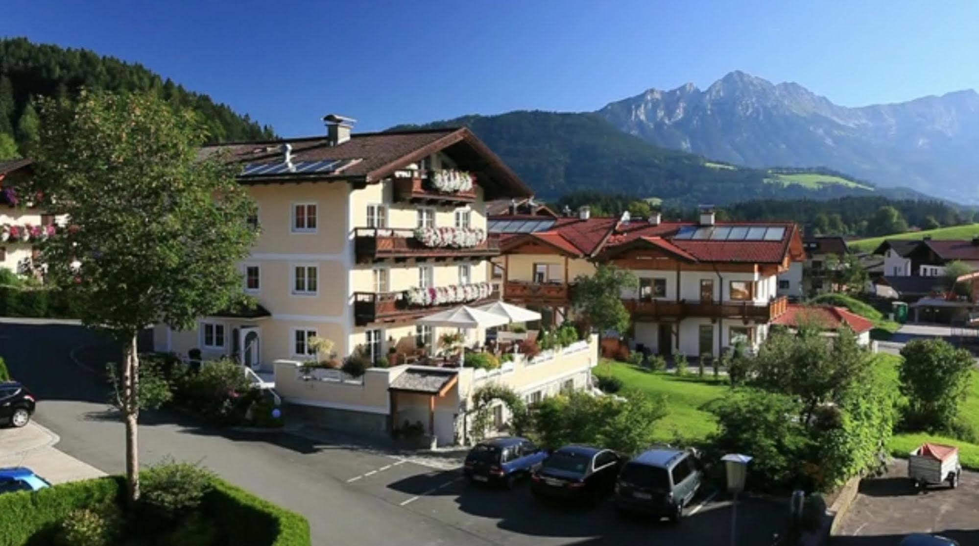 Residenz Theresa Soll Exterior photo
